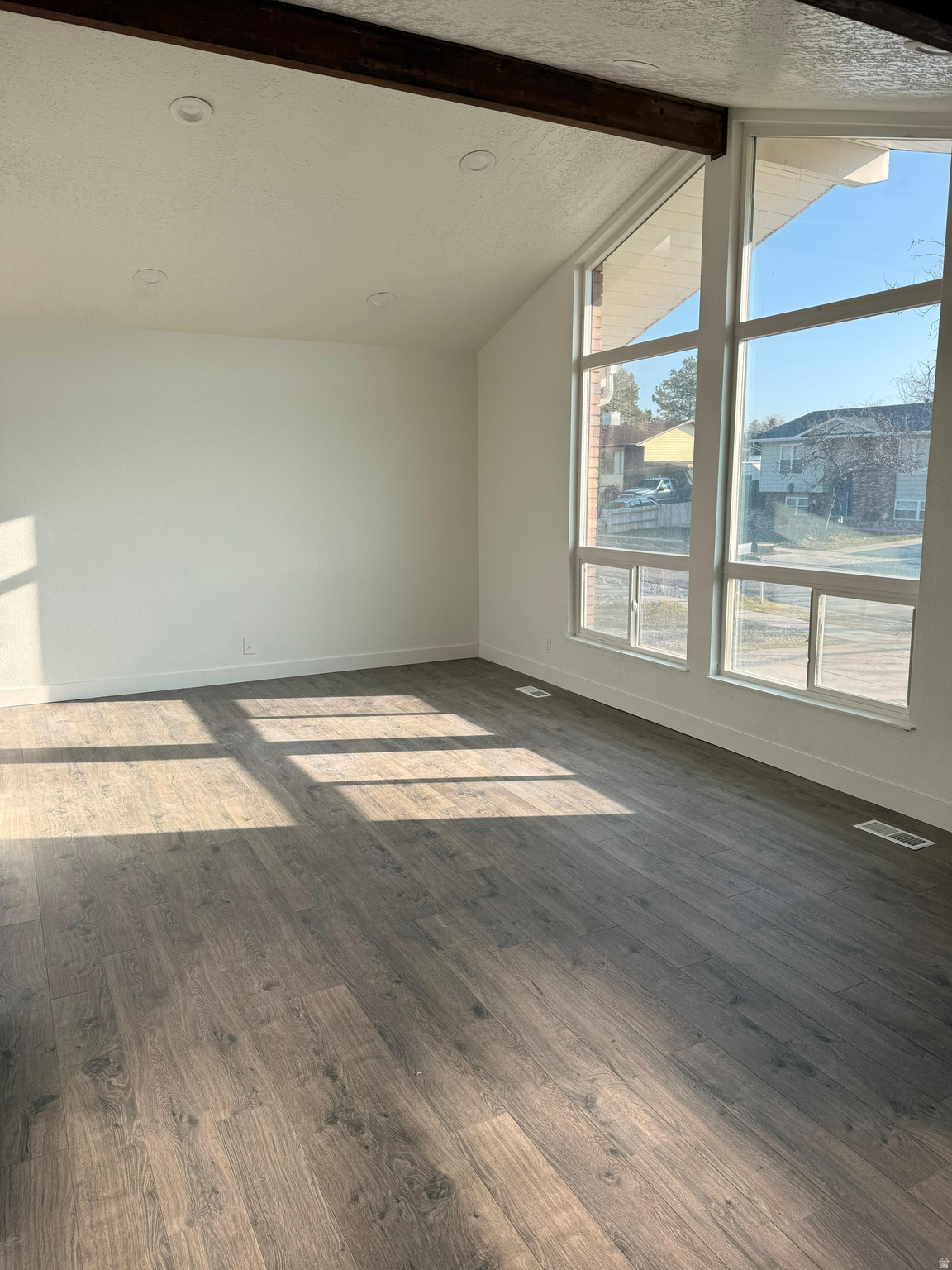 CANYON WEST - Residential