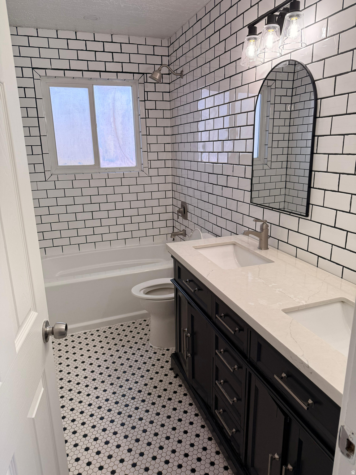 CANYON WEST - Residential