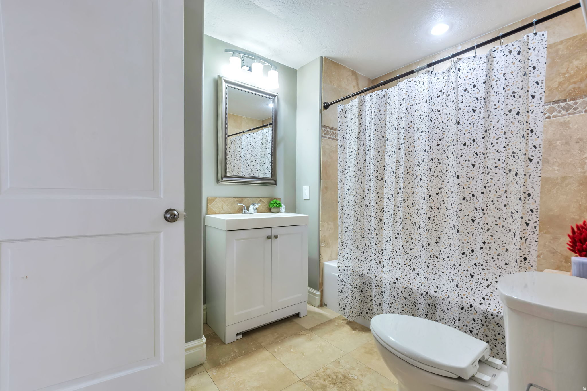 SNOW ESTATES - Residential