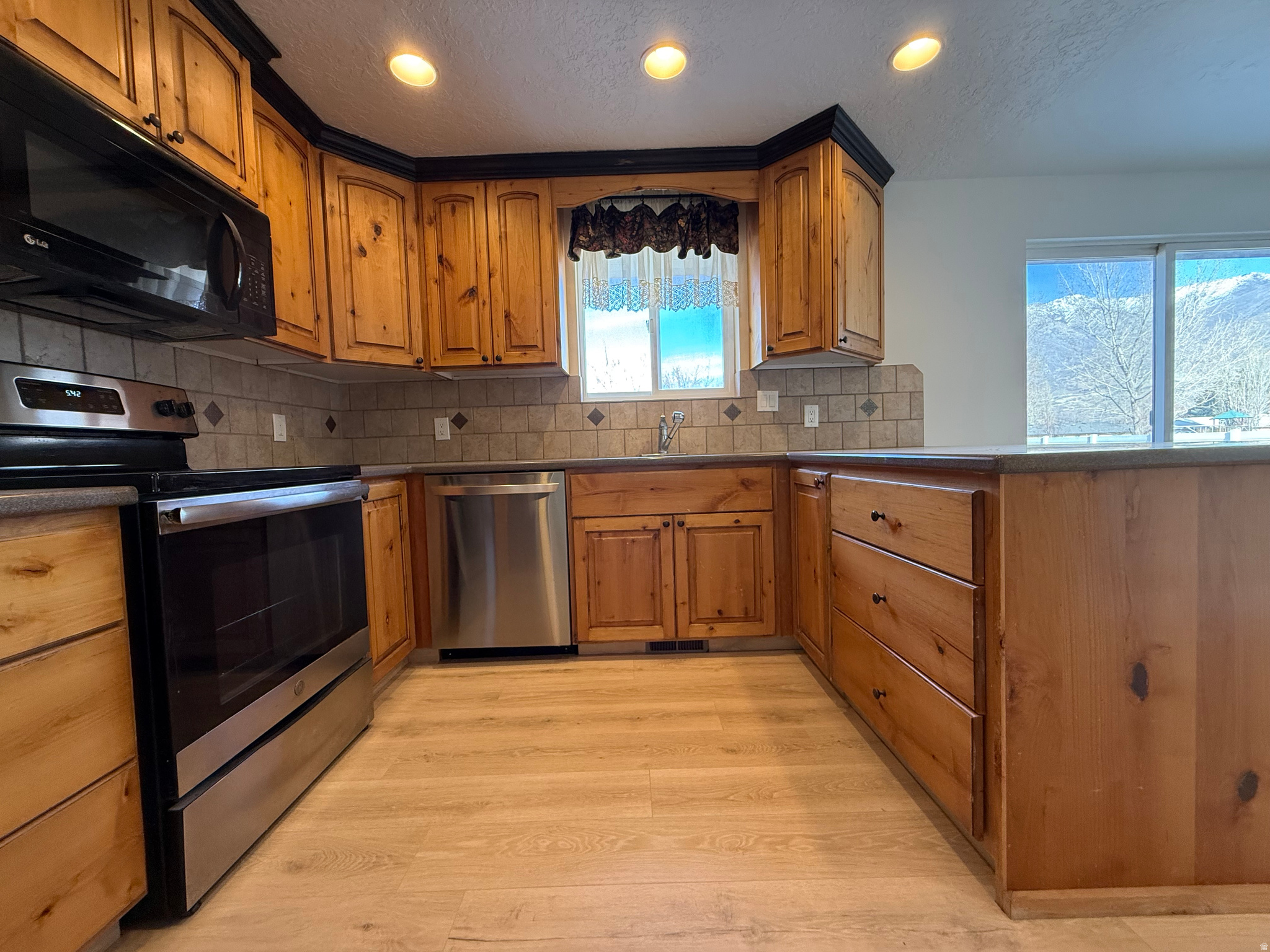 KOZIAR HILLS - Residential