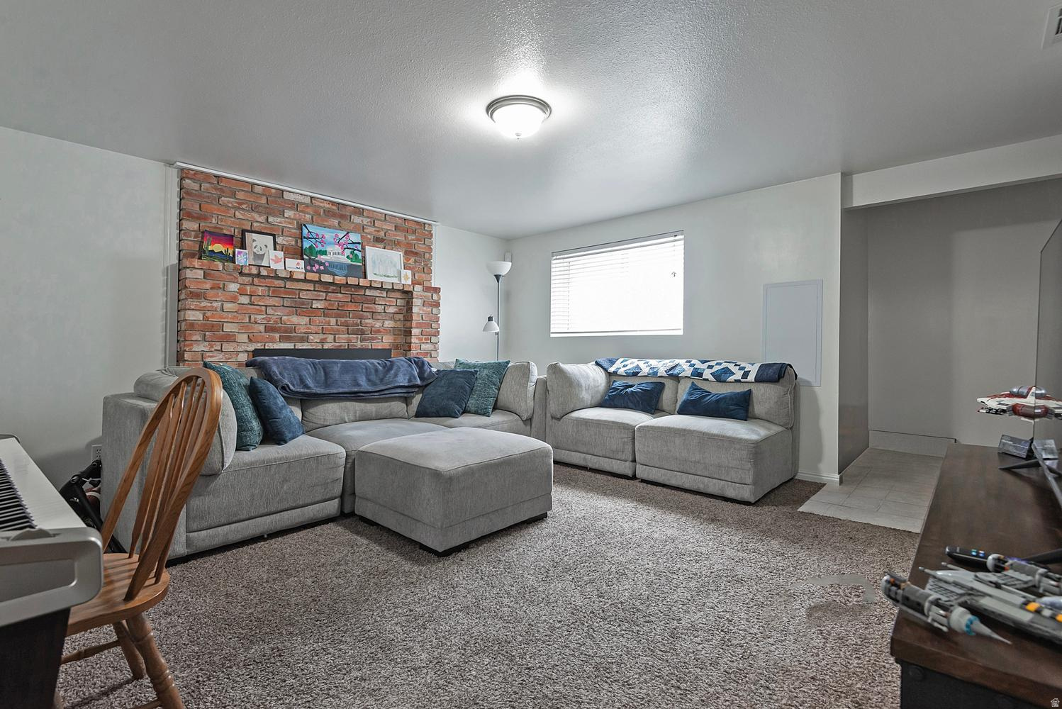 LANDON VILLAGE - Residential