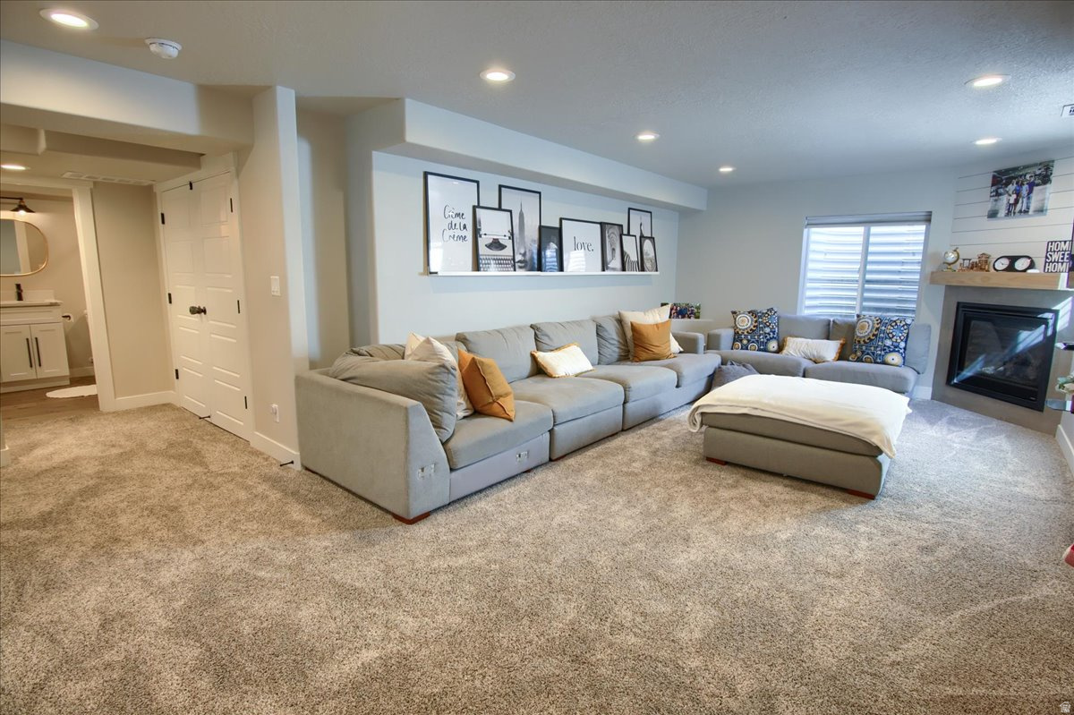 VILLAS AT HARMONY PLACE - Residential