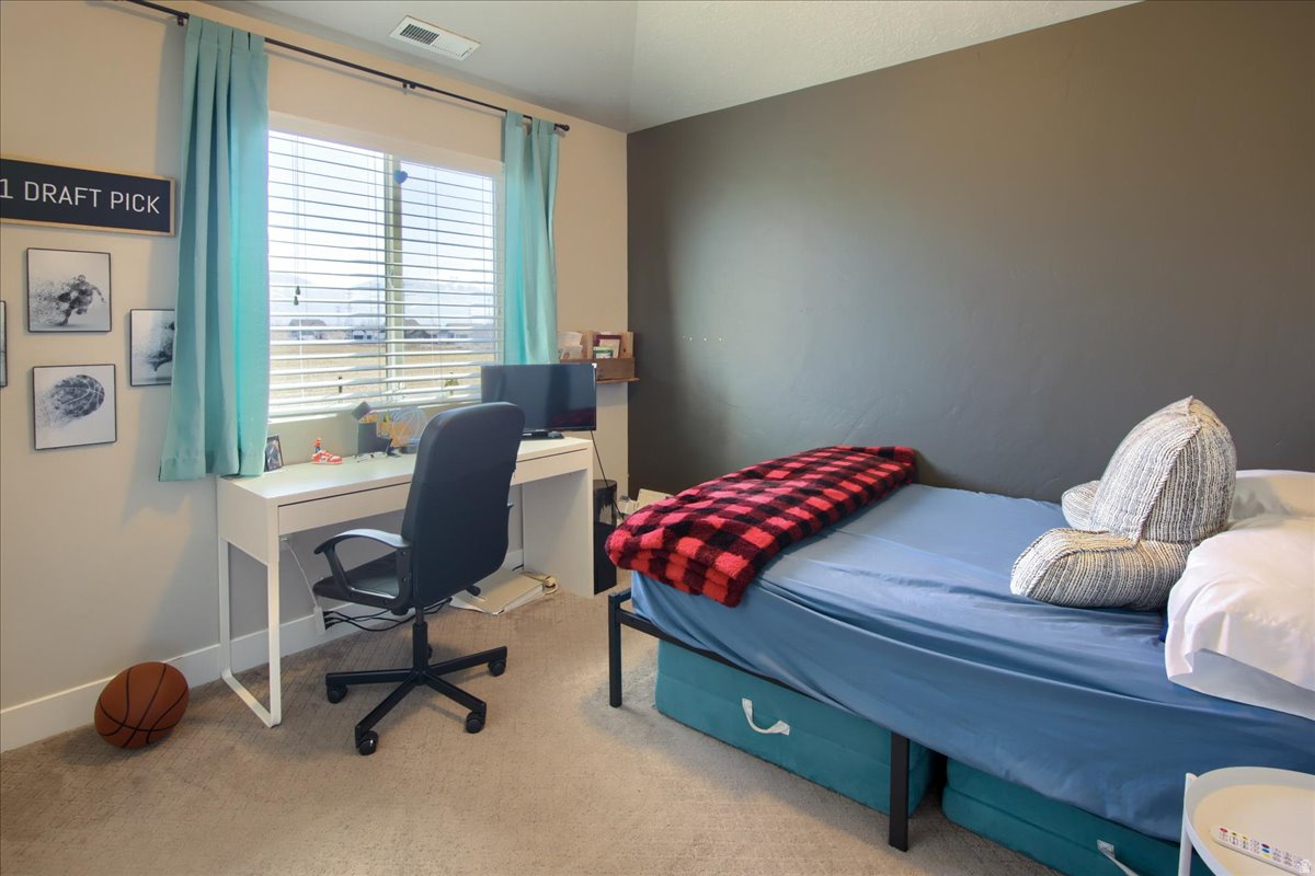 VILLAS AT HARMONY PLACE - Residential