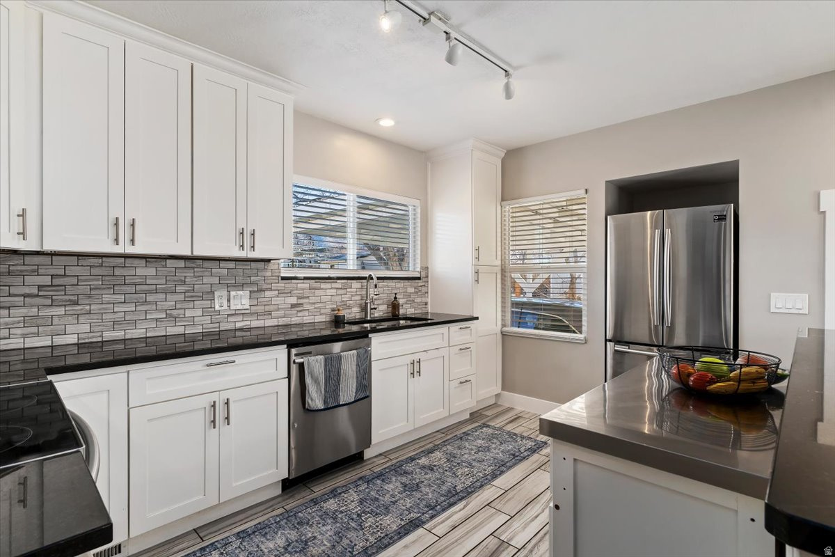 VALLEYVIEW - Residential