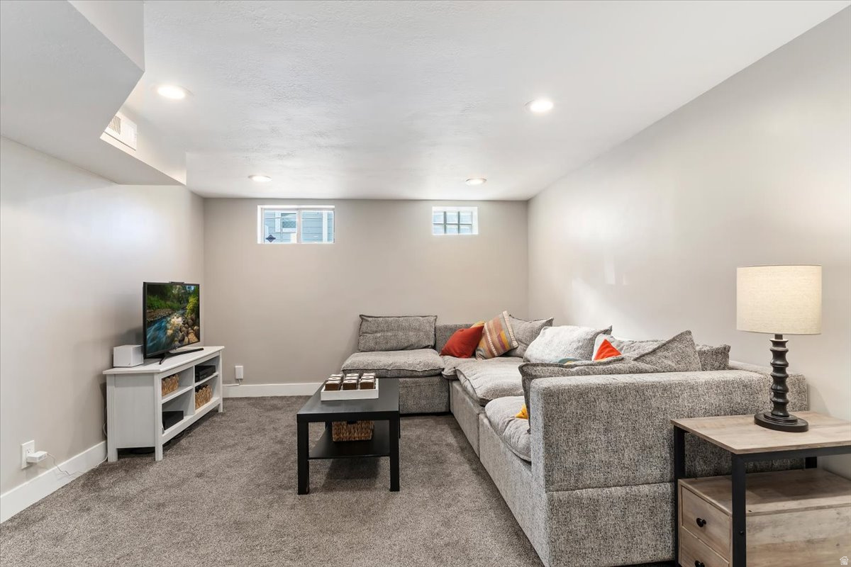 VALLEYVIEW - Residential