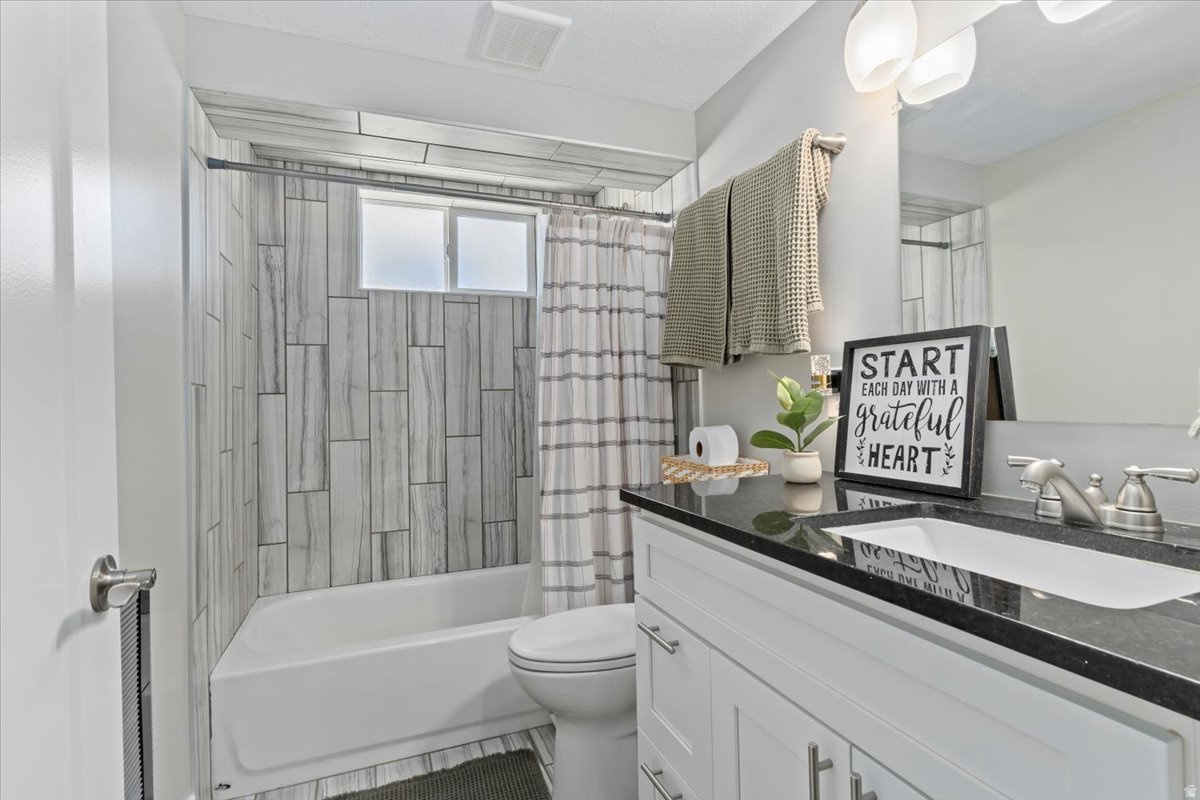 VALLEYVIEW - Residential