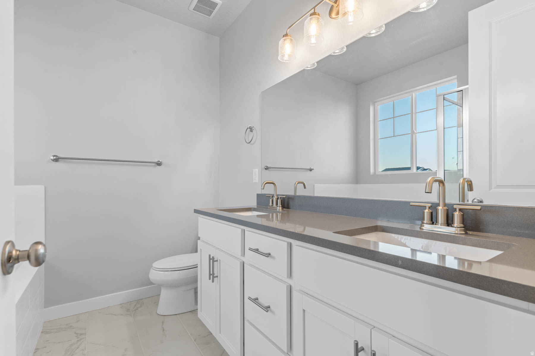 OVERLAND GARDENS D180 - Residential