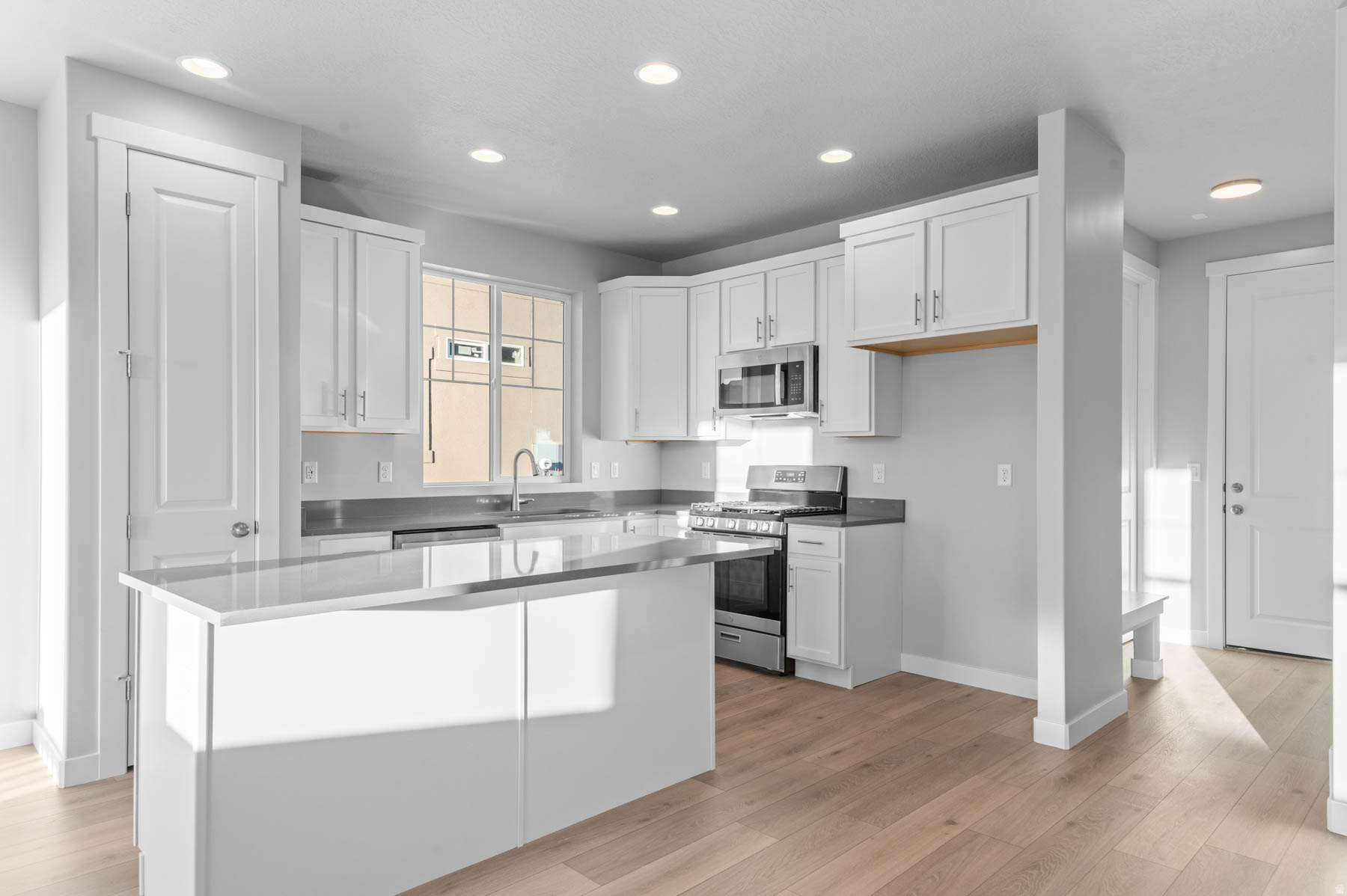 OVERLAND GARDENS D180 - Residential