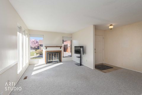 Tiny photo for 1303 E 2025 S, Ogden, UT 84401 (MLS # 2145363)