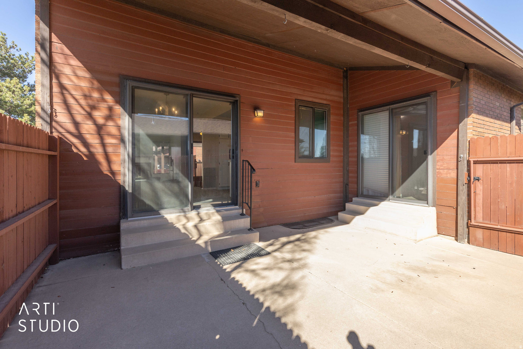 EASTGROVE CONDOMINIUM - Residential