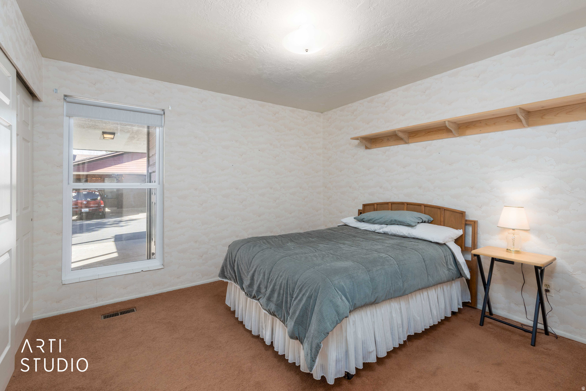 EASTGROVE CONDOMINIUM - Residential