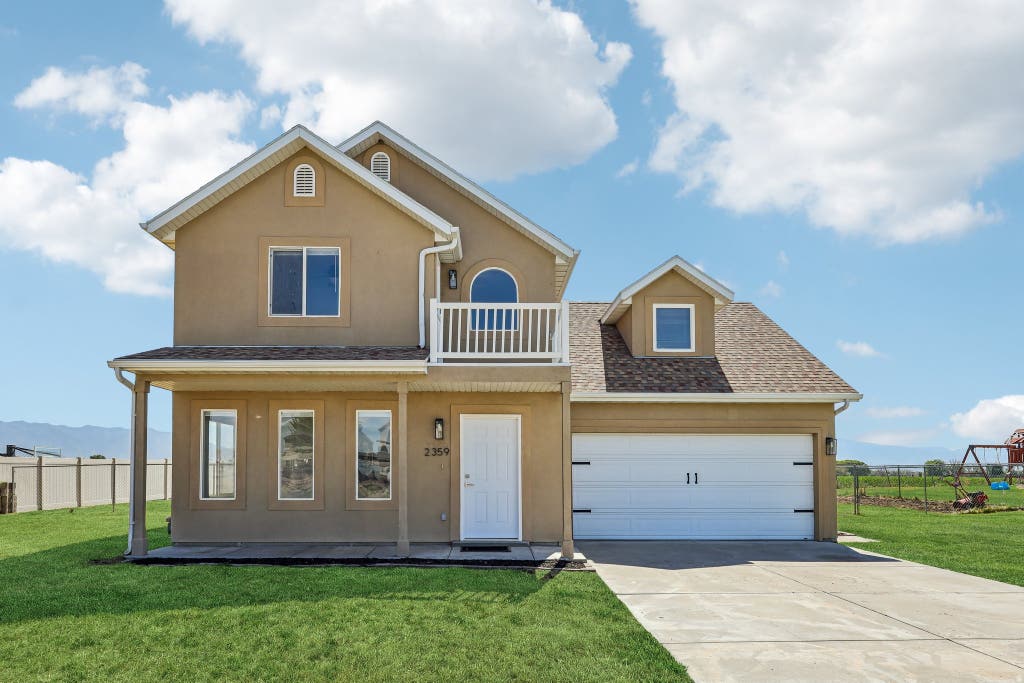 Photo of 2359 S 3300 W, Syracuse, UT 84075 (MLS # 2168402)