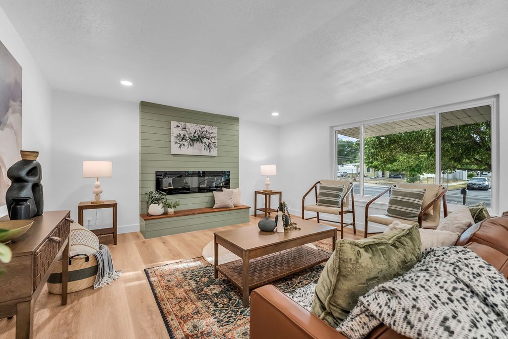 Photo of 3861 S 5200 W, Salt Lake City, UT 84120 (MLS # 2173920)