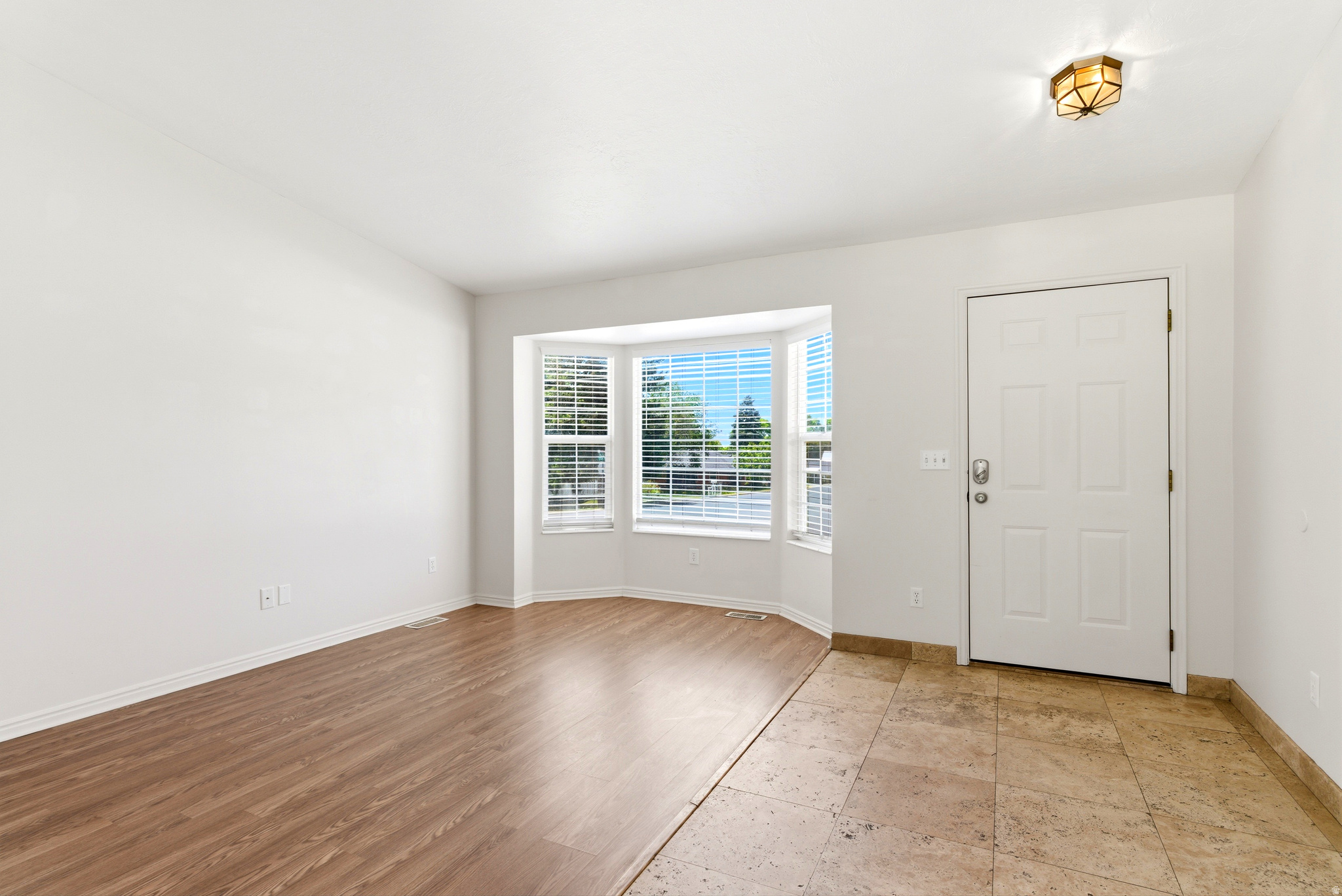 WARREN ACRES - Residential