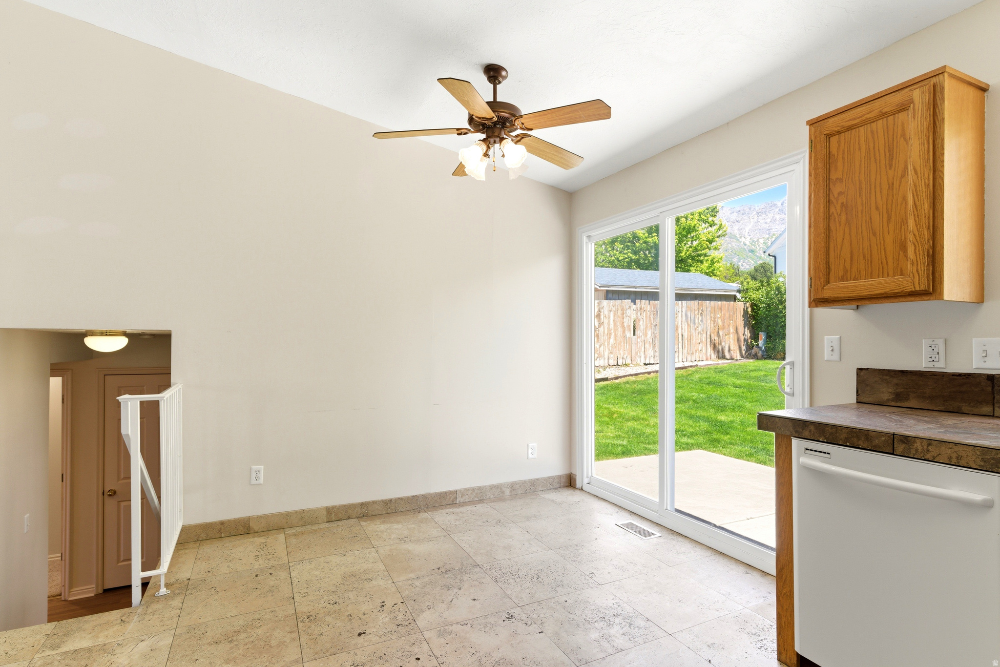 WARREN ACRES - Residential