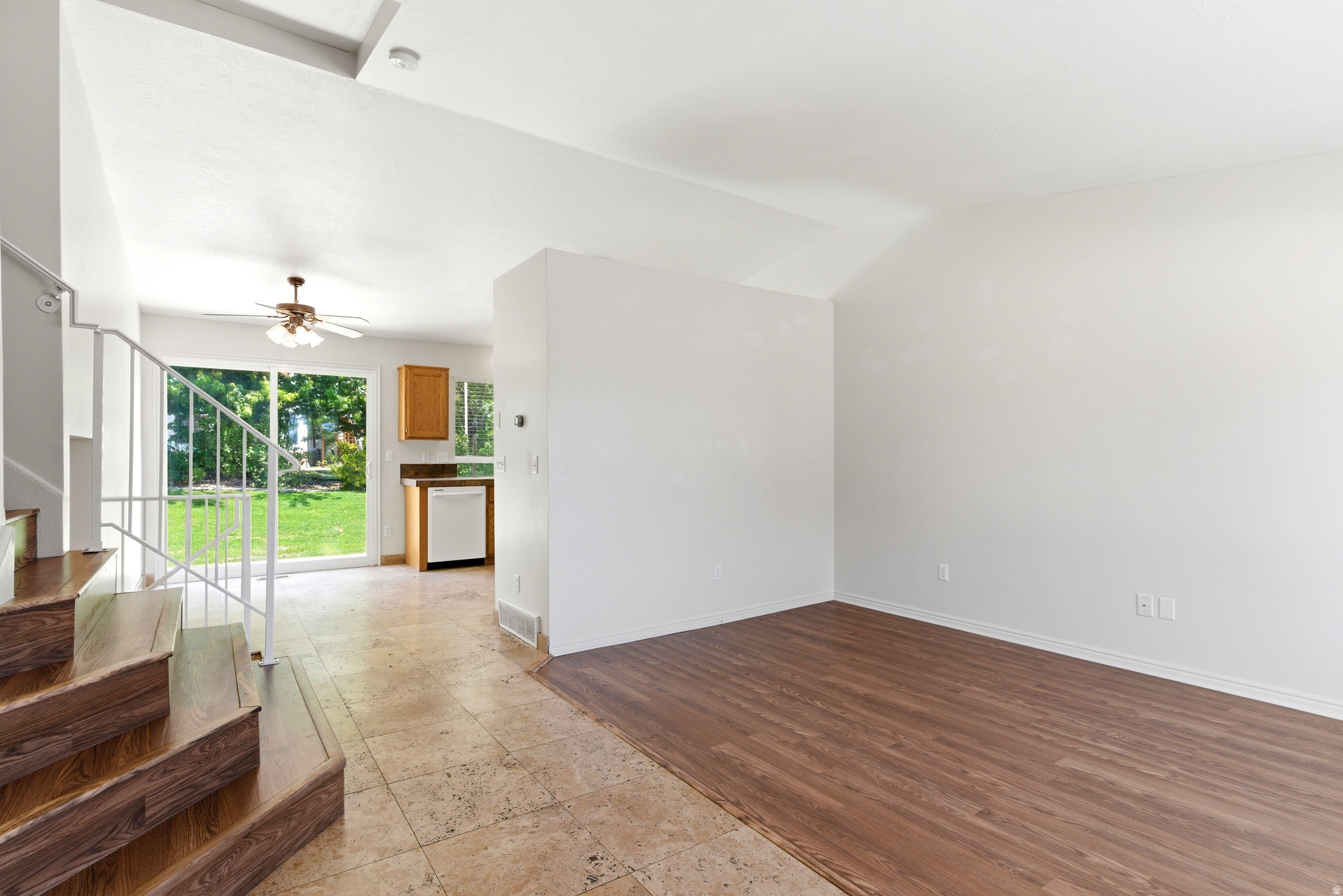 WARREN ACRES - Residential
