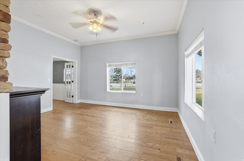 Photo of 9 S 200 W, Smithfield, UT 84335 (MLS # 2136272)