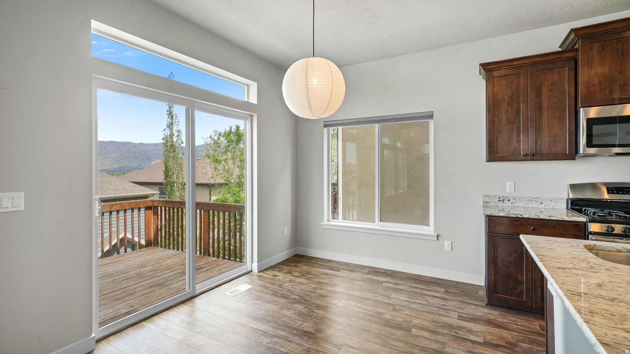THE VIEWS AT EAGLEWOOD - Residential
