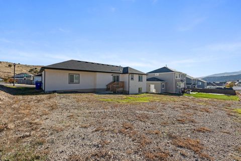 Tiny photo for 7361 N PAWNEE RD, Eagle Mountain, UT 84005 (MLS # 2120834)