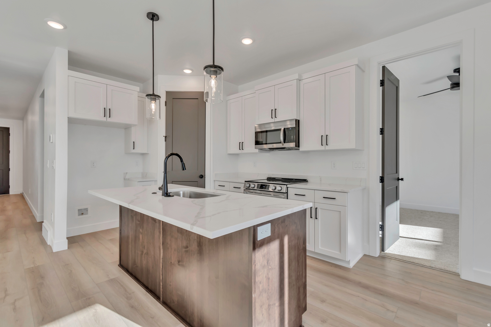 ARROWHEAD RANCH - Residential