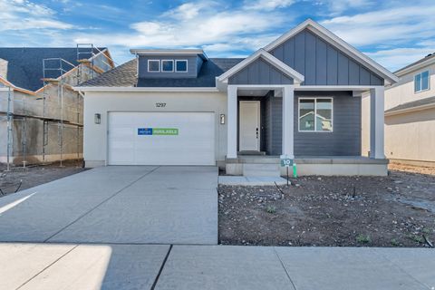 Photo of 1297 N 1440 HOLW E #10, Payson, UT 84651 (MLS # 2151161)