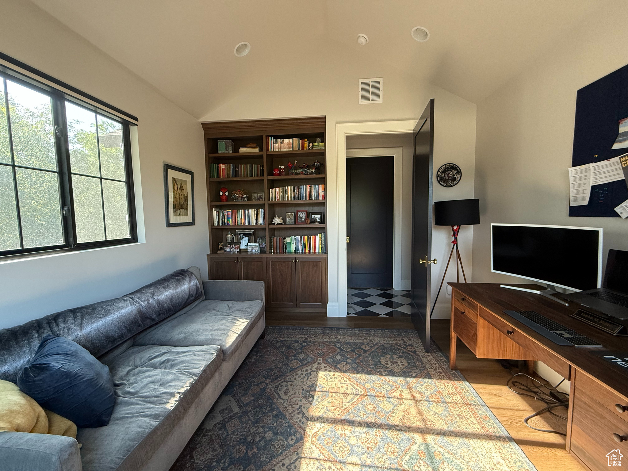 TEMPLE SPRINGS - Residential