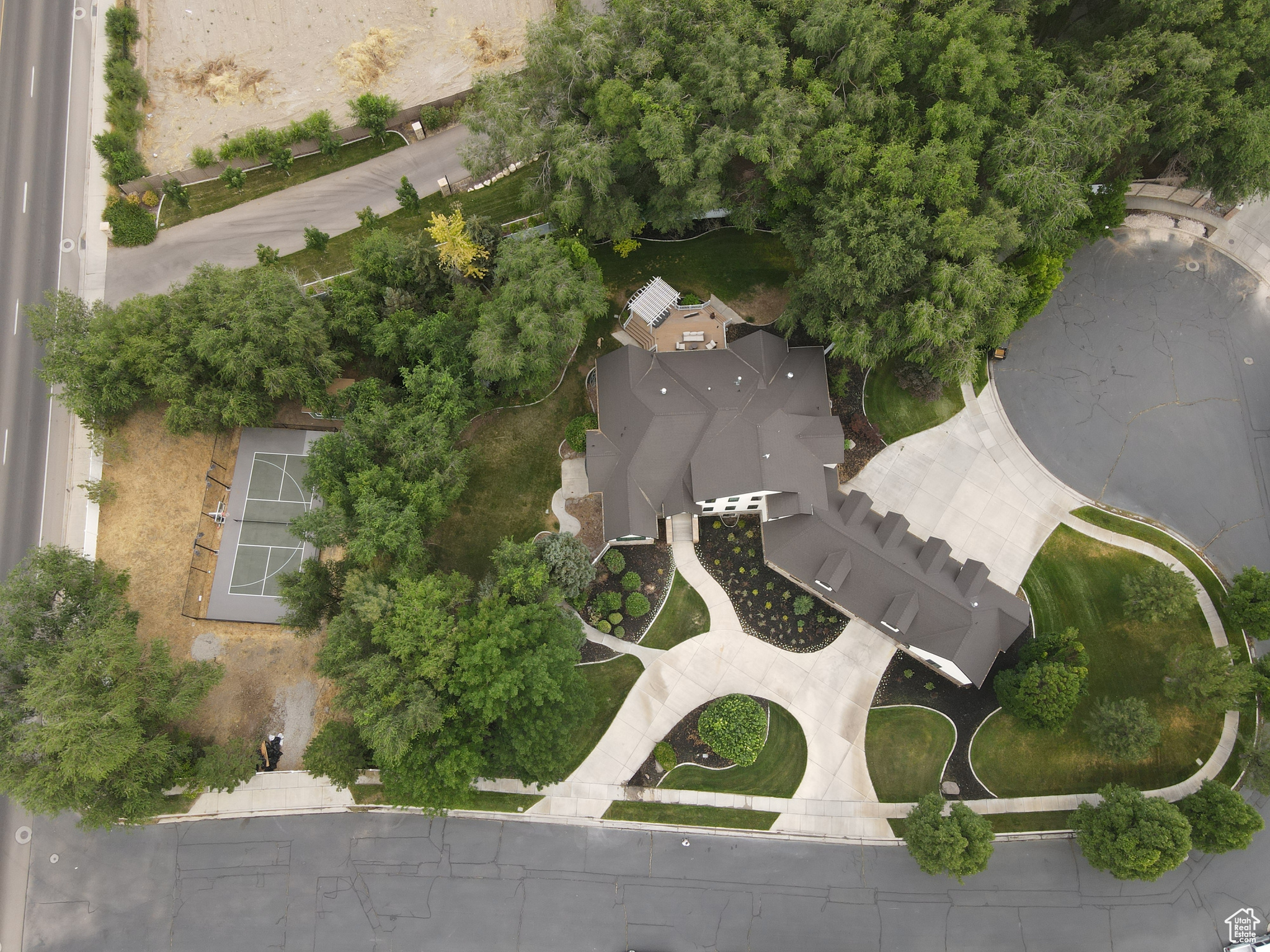 TEMPLE SPRINGS - Residential