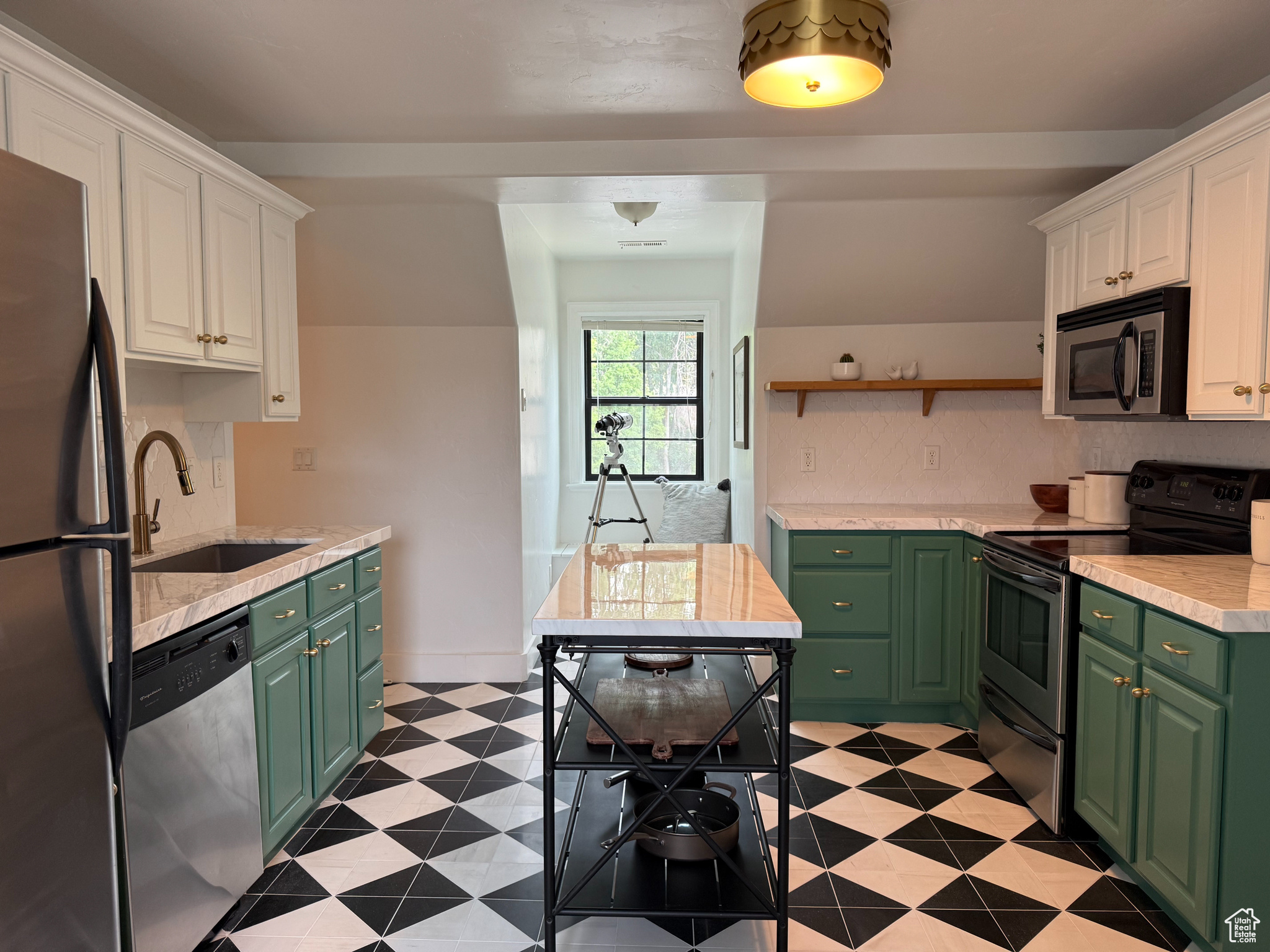 TEMPLE SPRINGS - Residential