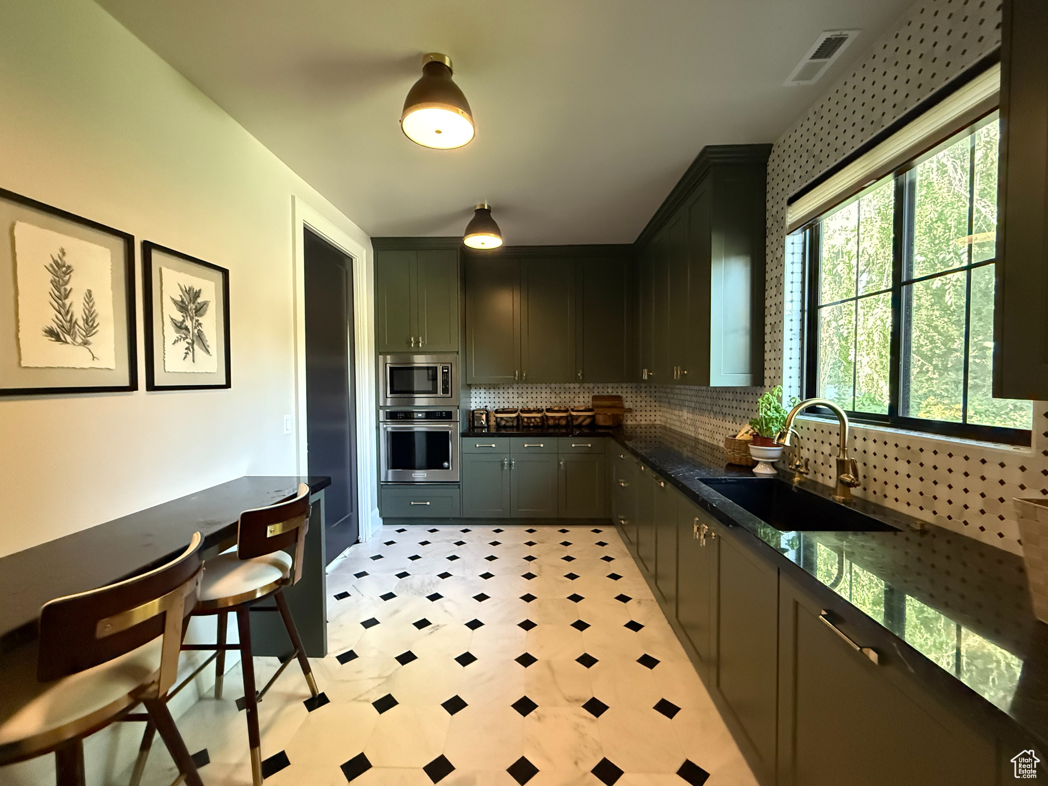 TEMPLE SPRINGS - Residential