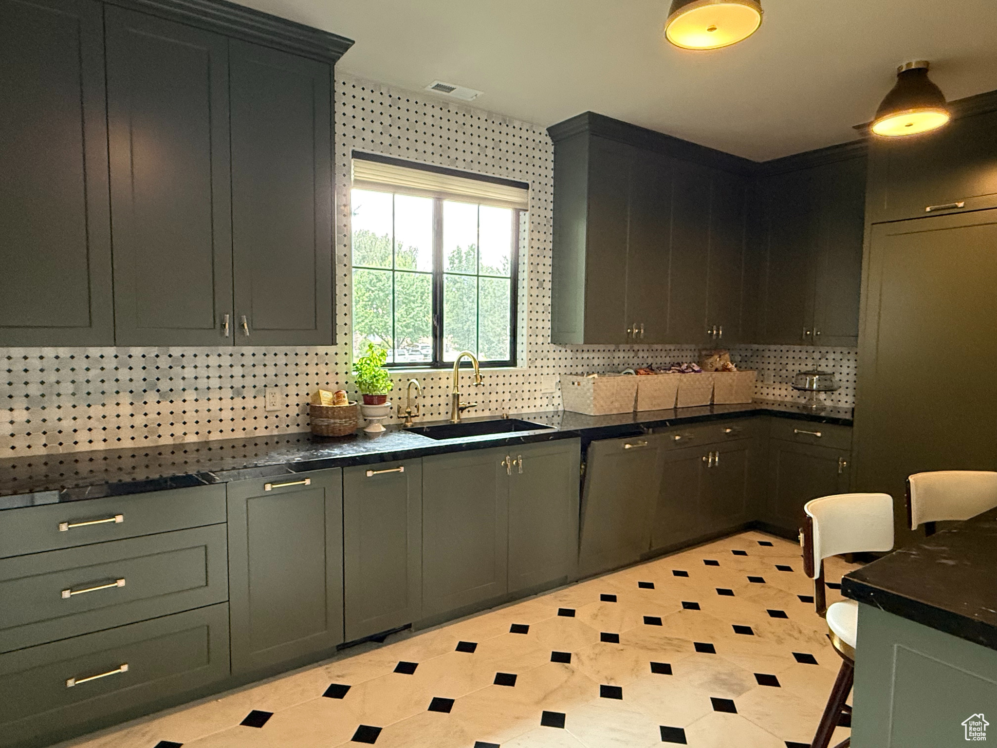 TEMPLE SPRINGS - Residential