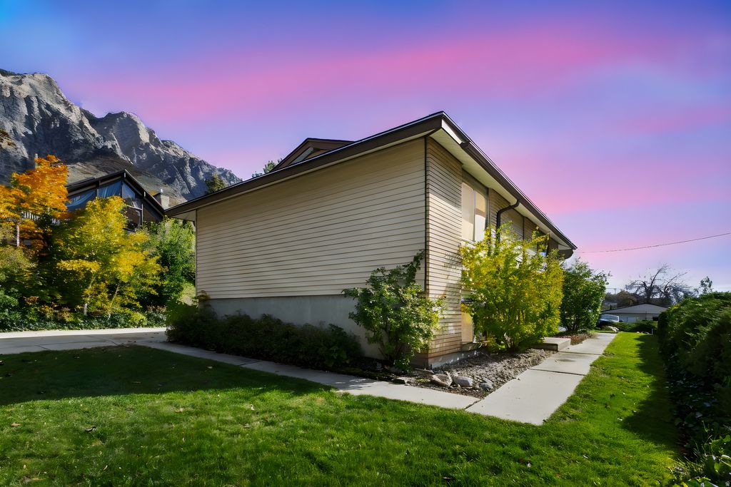 Photo of 275 E 100 S, Willard, UT 84340 (MLS # 2120010)