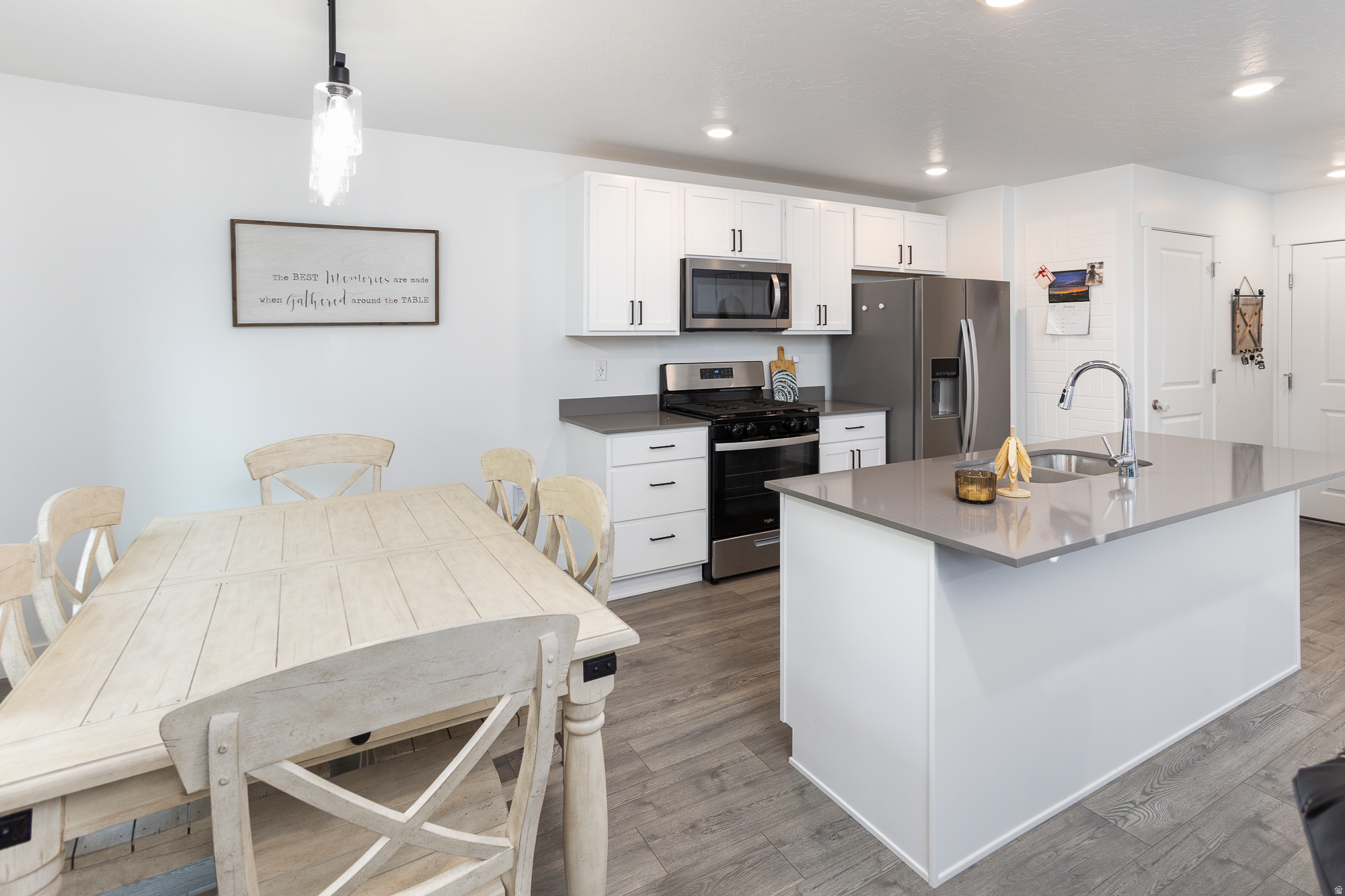 SUMMIT RIDGE - Residential