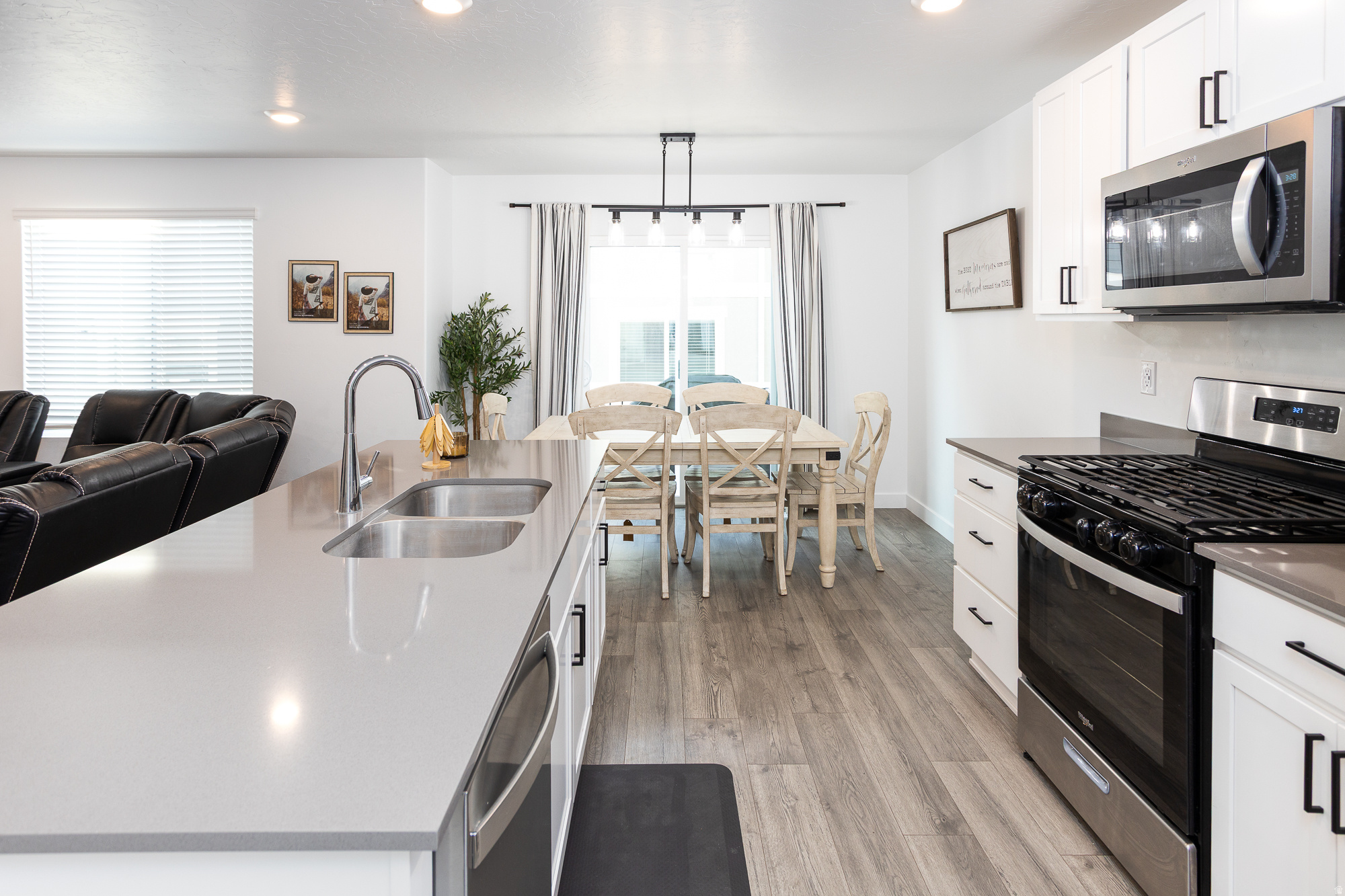 SUMMIT RIDGE - Residential