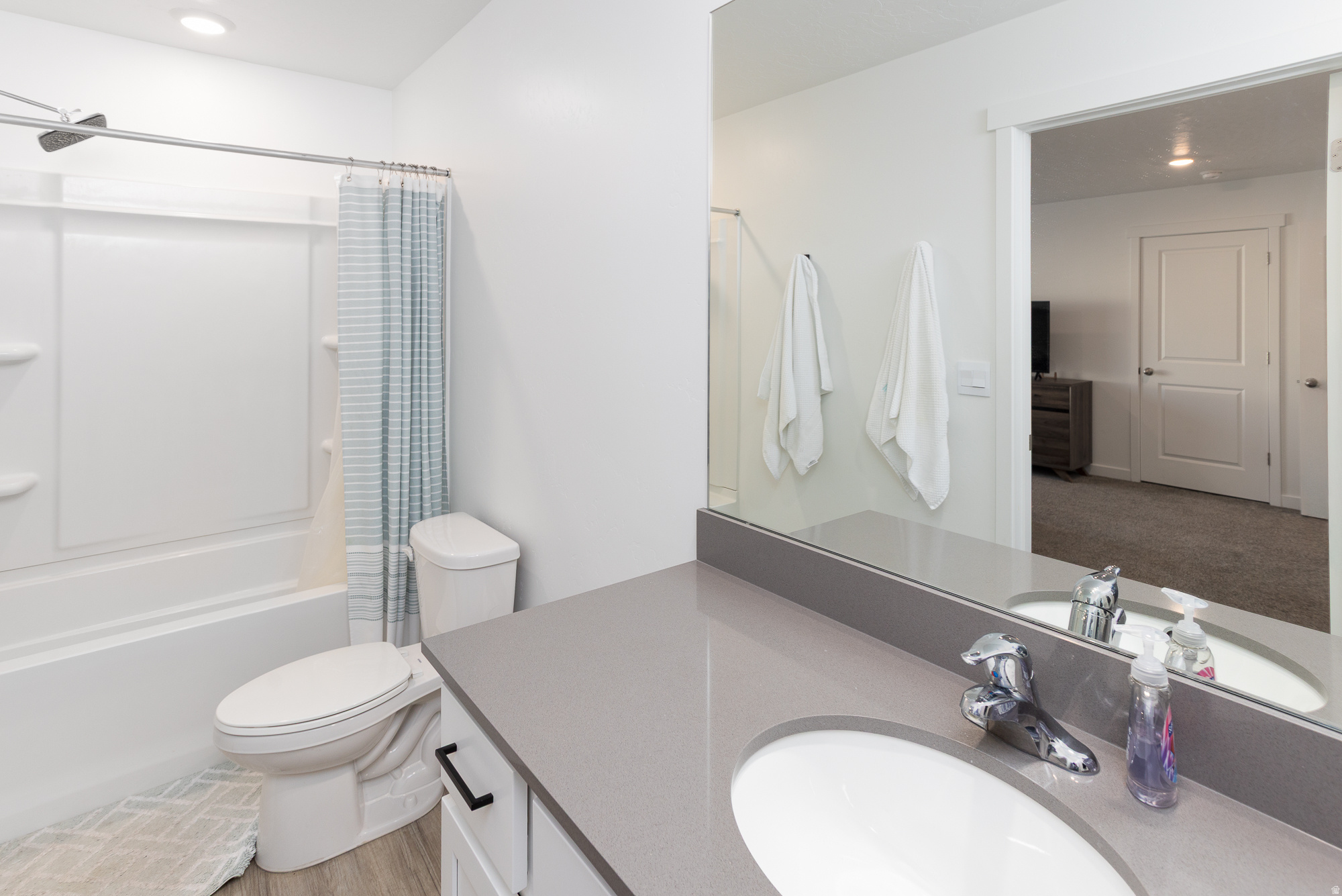 SUMMIT RIDGE - Residential