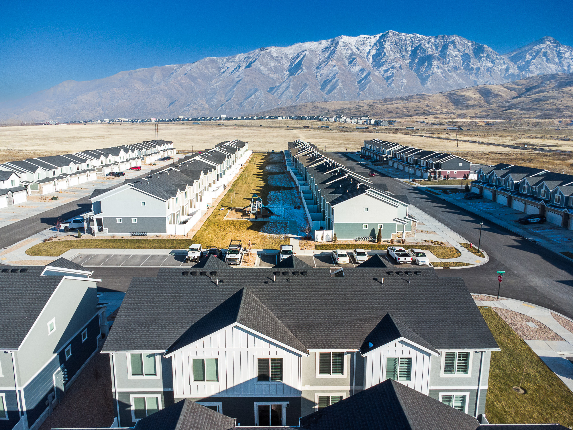 SUMMIT RIDGE - Residential