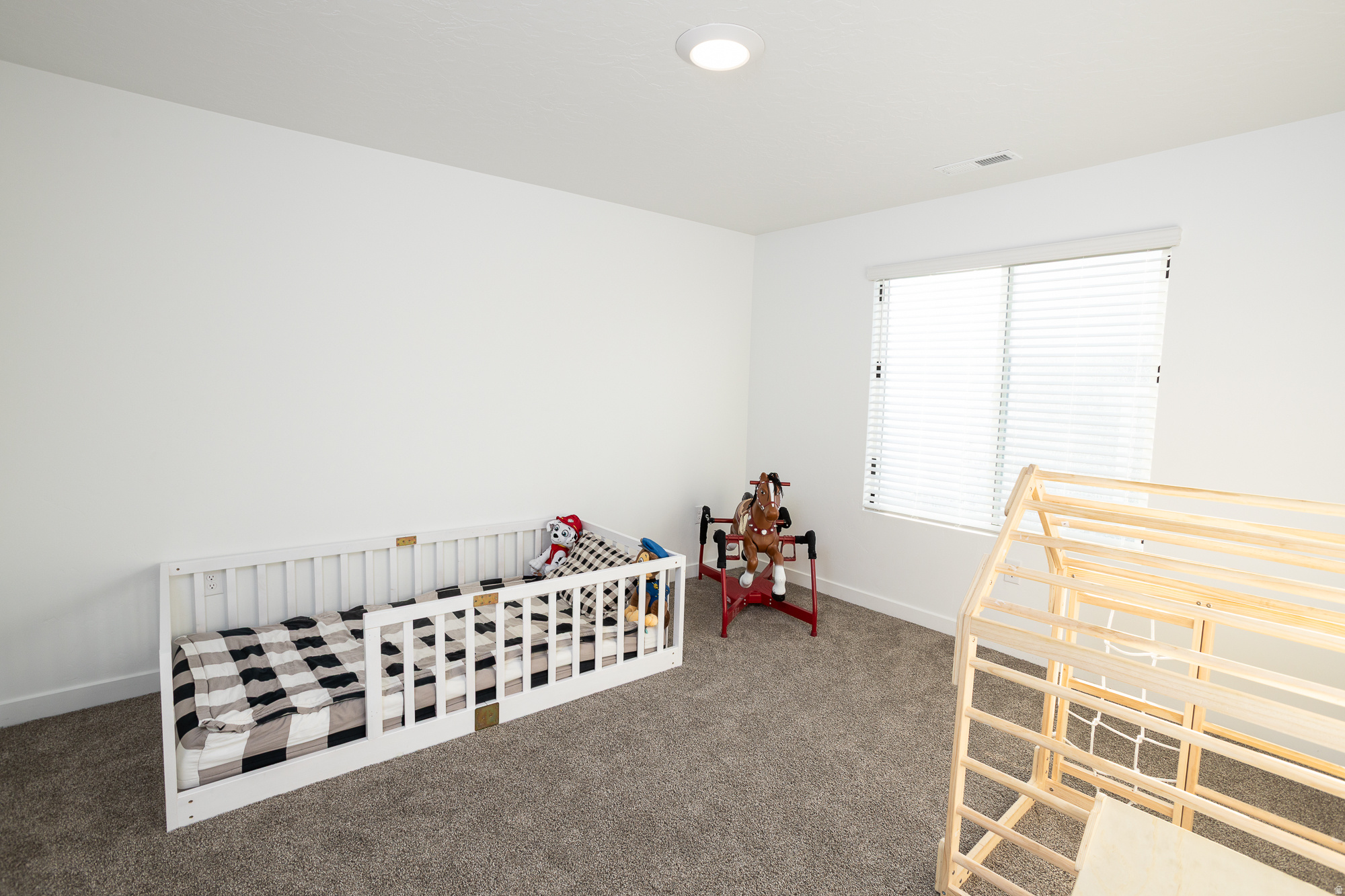 SUMMIT RIDGE - Residential