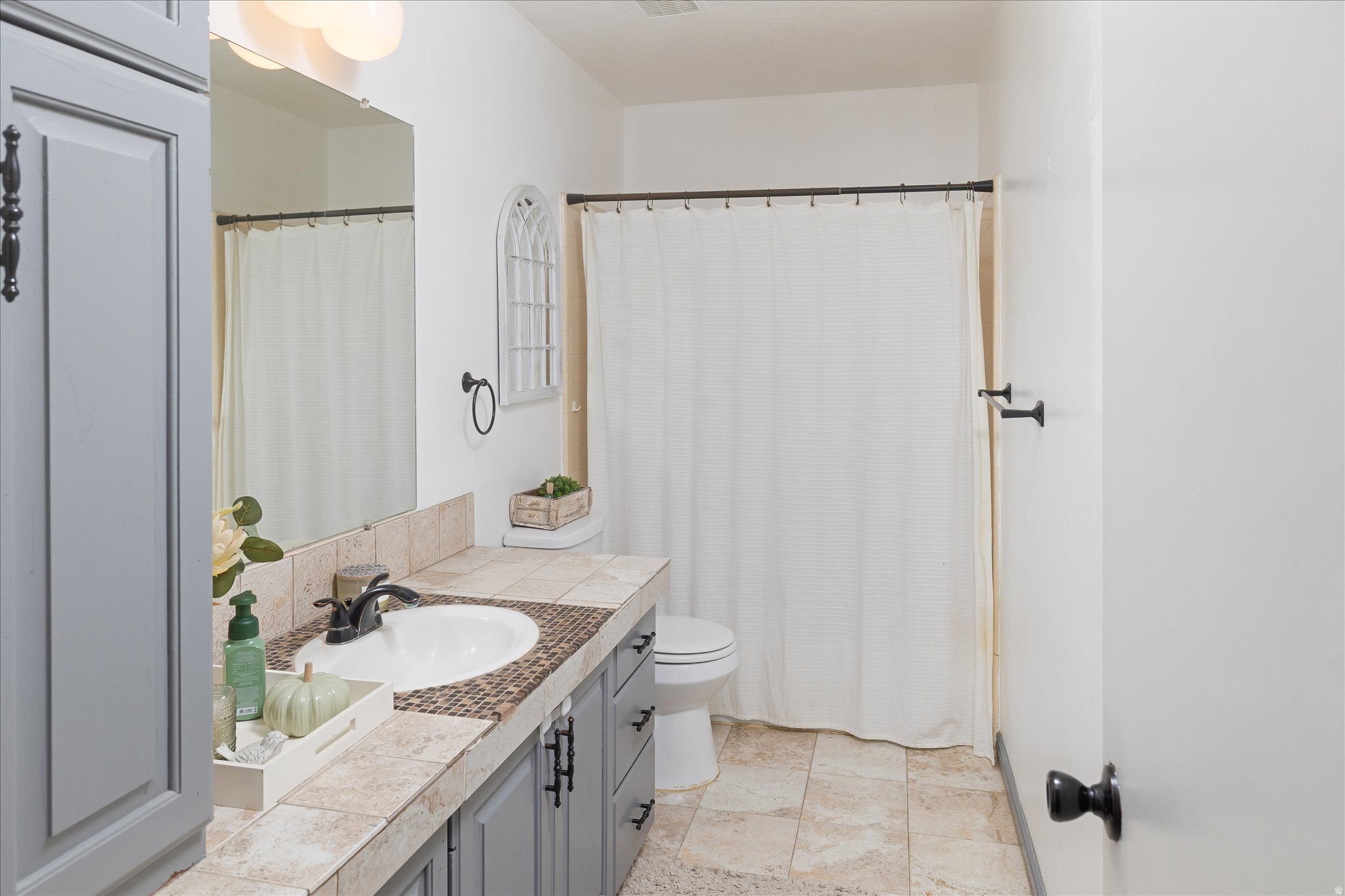 ARCHIBALD ESTATES - Residential