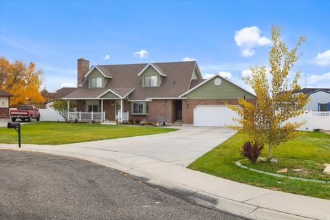 Photo of 845 W 675 N, Tremonton, UT 84337 (MLS # 2131907)