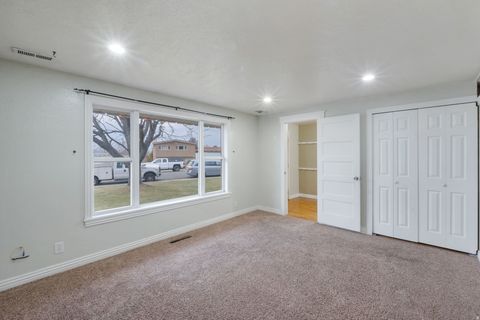 Tiny photo for 1675 S LAKEWOOD DR, Orem, UT 84058 (MLS # 2126259)