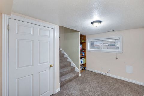 Tiny photo for 1675 S LAKEWOOD DR, Orem, UT 84058 (MLS # 2126259)