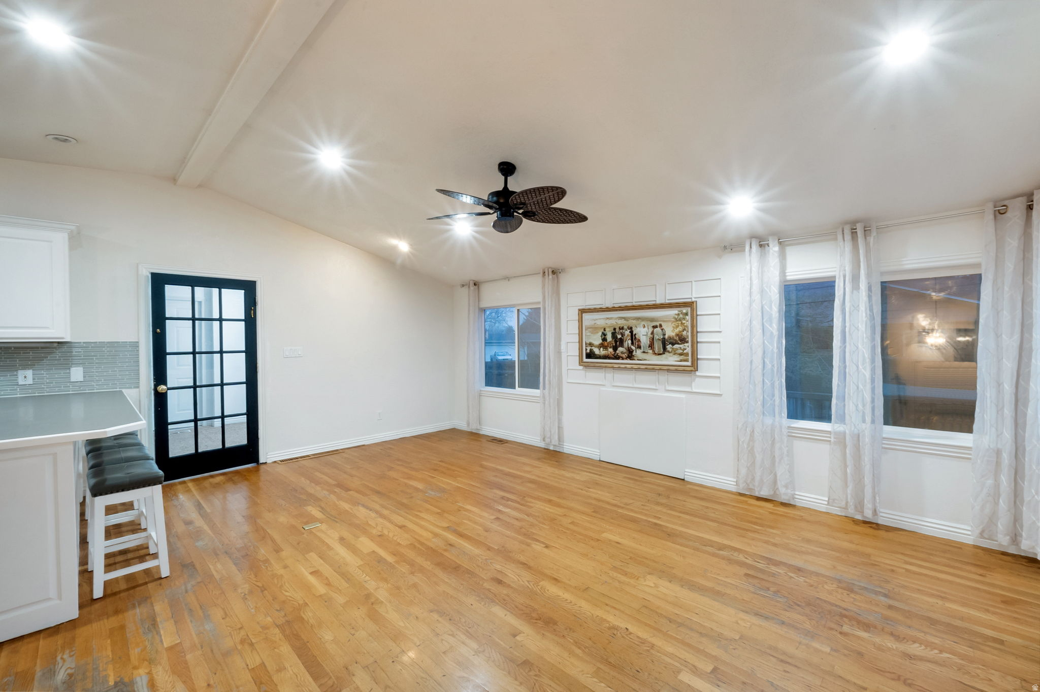 LAKEWOOD VILLAGE - Residential