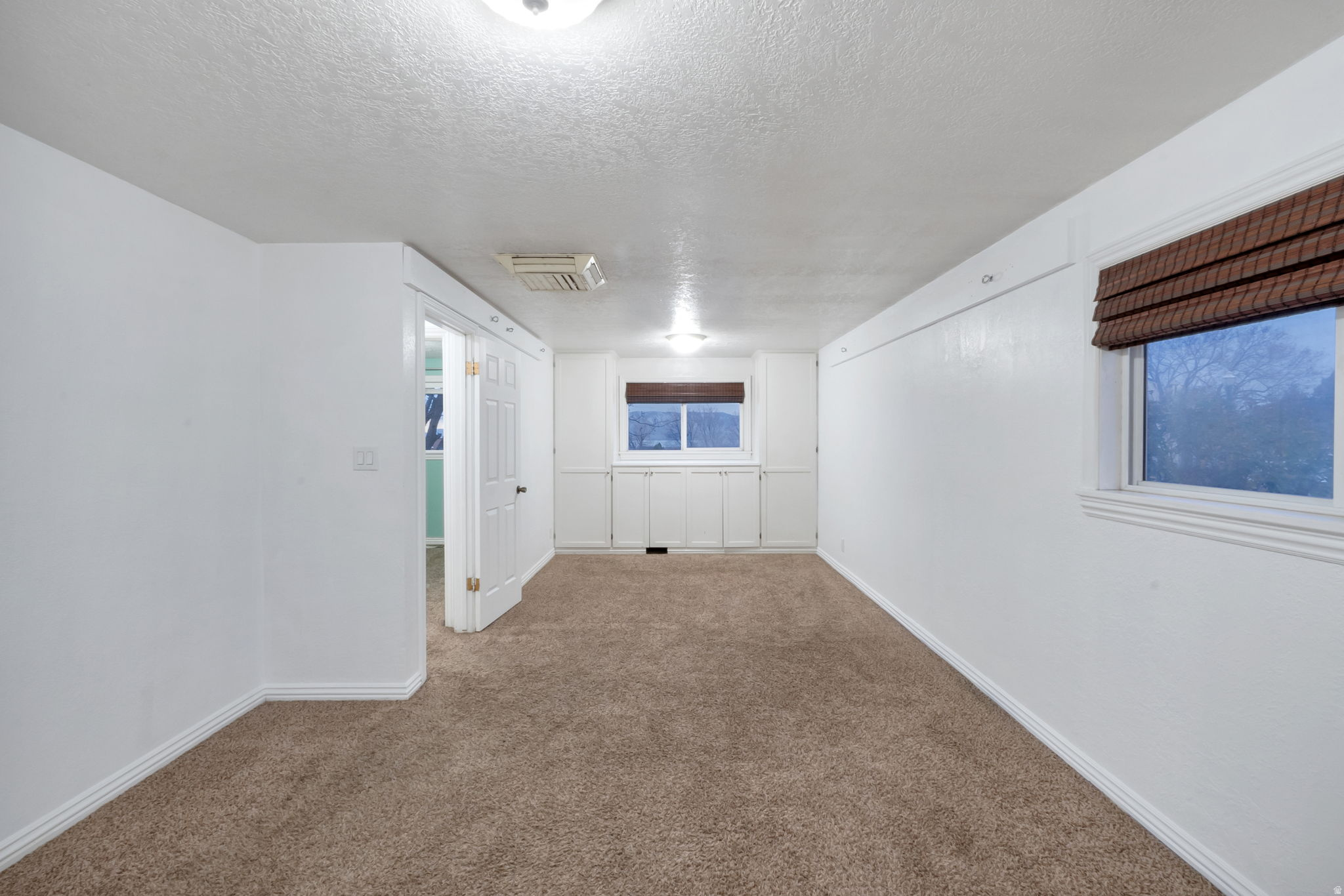 LAKEWOOD VILLAGE - Residential