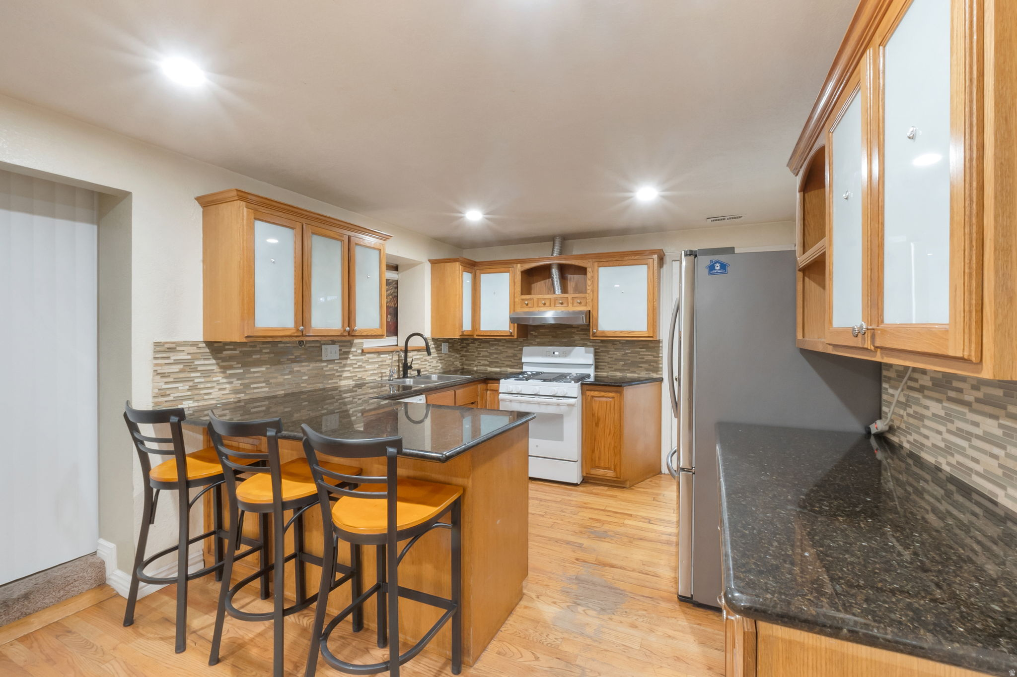 LAKEWOOD VILLAGE - Residential