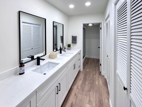 Tiny photo for 4953 S EASTRIDGE LN #143, Salt Lake City, UT 84117 (MLS # 2159577)