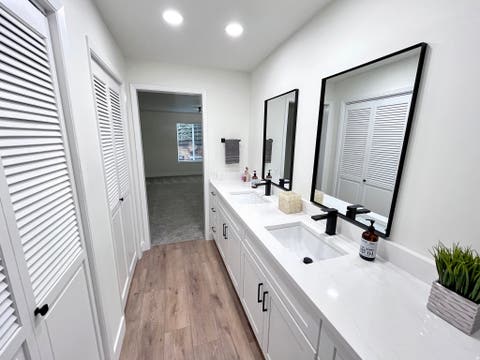 Tiny photo for 4953 S EASTRIDGE LN #143, Salt Lake City, UT 84117 (MLS # 2159577)