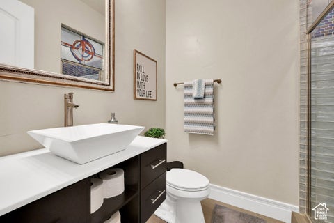 Tiny photo for 251 PARKWAY CIR, North Salt Lake, UT 84054 (MLS # 2190089)