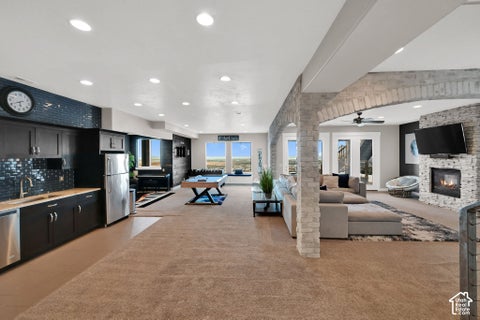 Tiny photo for 251 PARKWAY CIR, North Salt Lake, UT 84054 (MLS # 2190089)