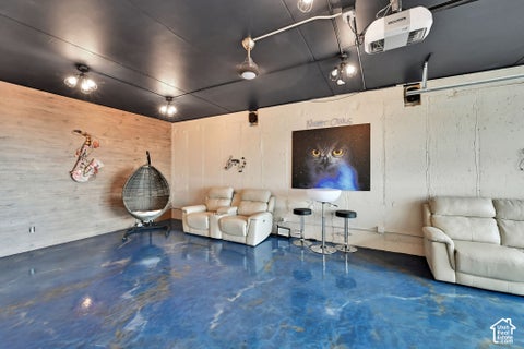 Tiny photo for 251 PARKWAY CIR, North Salt Lake, UT 84054 (MLS # 2190089)