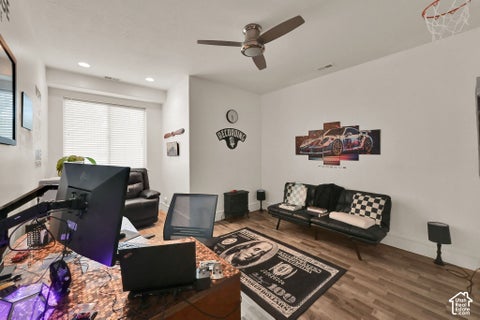 Tiny photo for 251 PARKWAY CIR, North Salt Lake, UT 84054 (MLS # 2190089)
