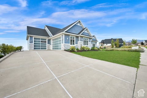 Tiny photo for 251 PARKWAY CIR, North Salt Lake, UT 84054 (MLS # 2190089)